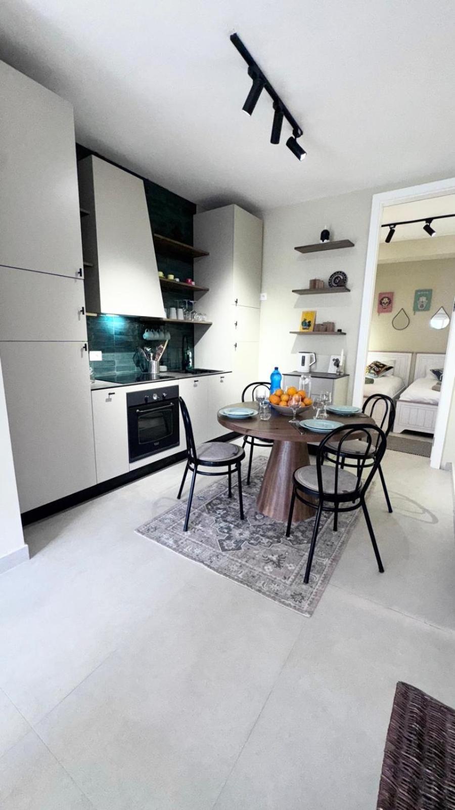 Newly Renovated Apartment Olive Dhërmi Exterior foto
